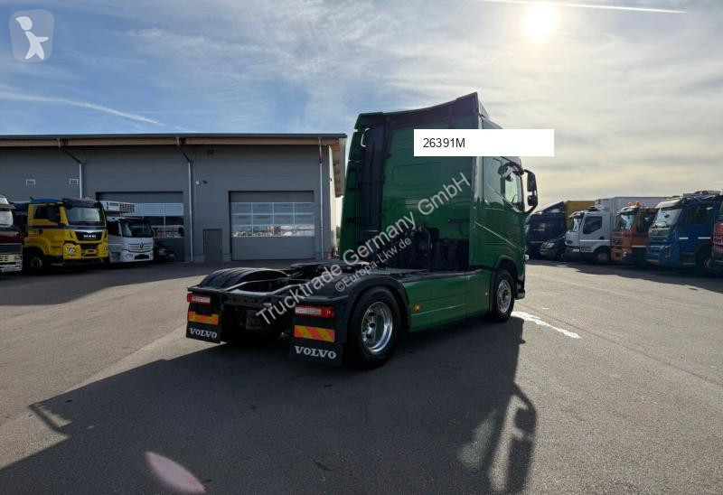 Nyergesvontató Volvo 638 FH-460