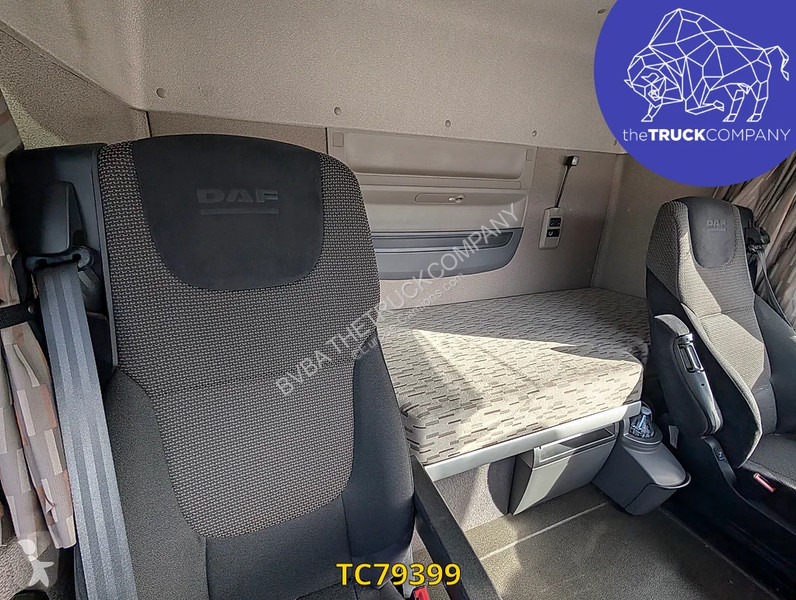Cap tractor DAF