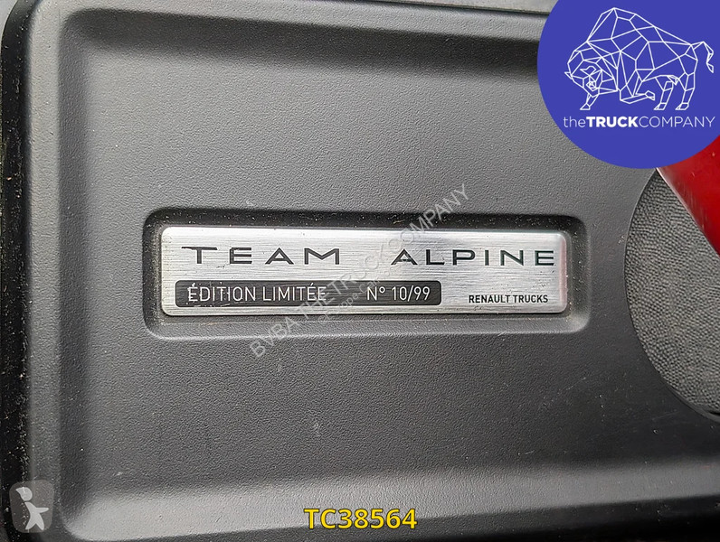 Cap tractor Renault T 520 “Alpine”