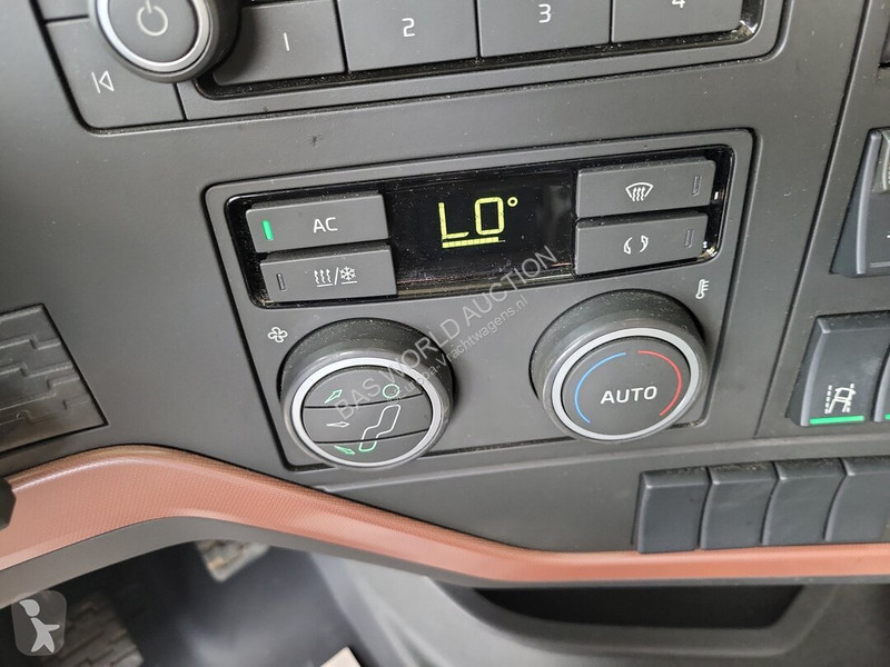 Ciągnik siodłowy Volvo 650