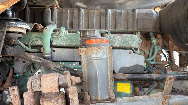 Tractor Volvo - 380 (MANUAL GEARBOX / BOITE...