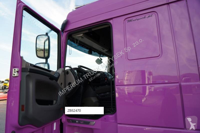 Тягач DAF XF 530