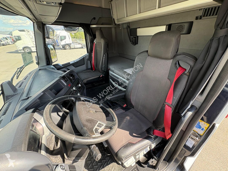 Traktor Renault T T 480