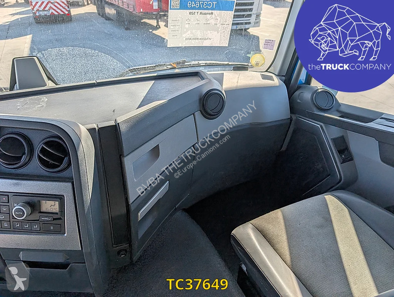 Traktor Renault T 520