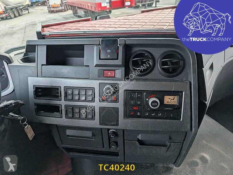 Cabeza tractora Renault T 460