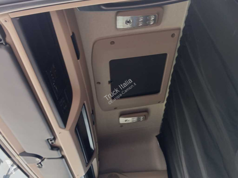 Trattore Stradale Mercedes V - 5 1853 LS 4x2