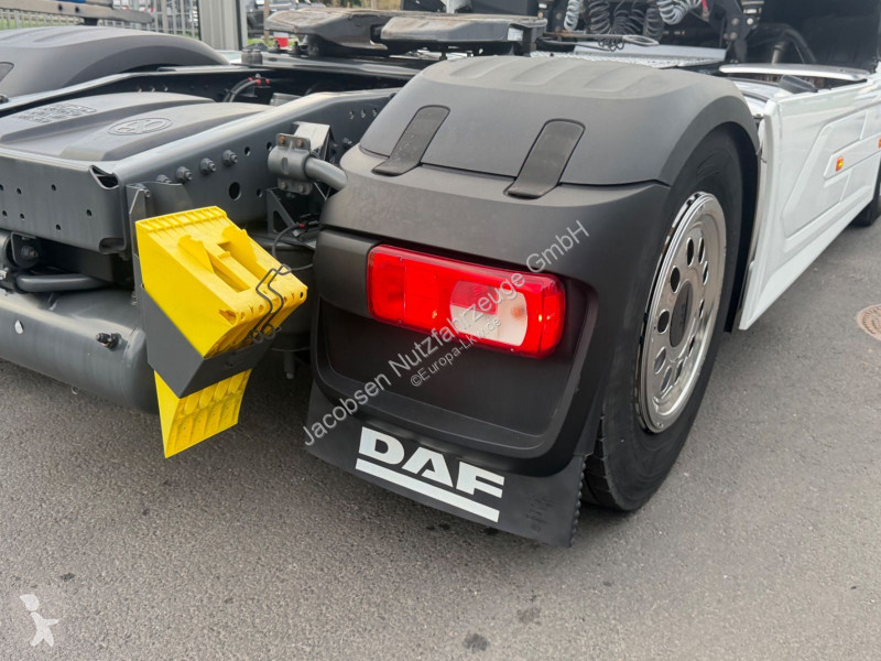 Влекач DAF 530 FT, Retarder, ACC, Standklima,...
