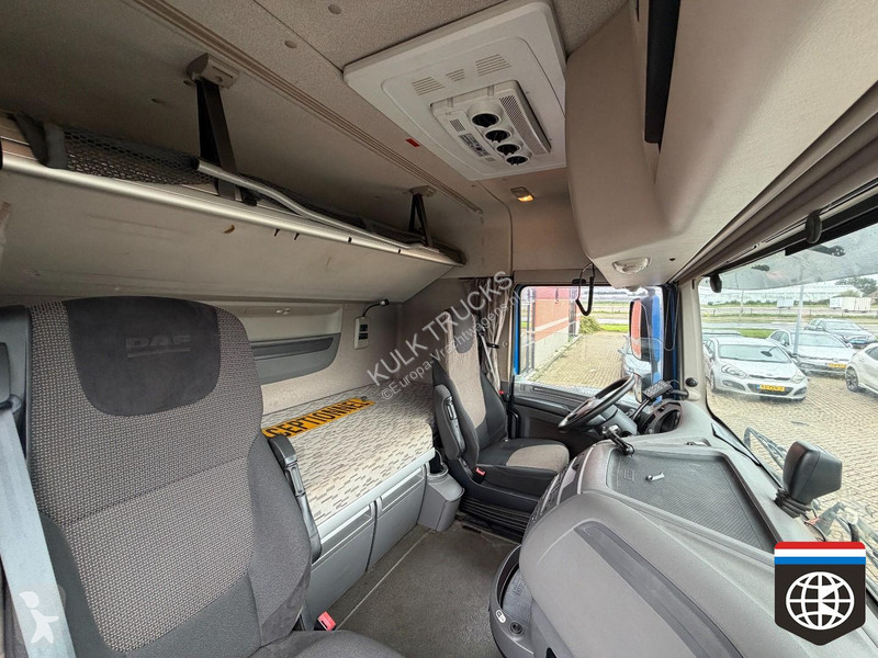 Влекач DAF 440 FTP Space cab 6X2 - Crane HMF...