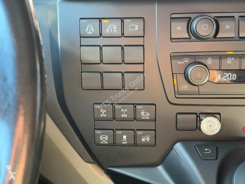 Tahač MAN 33.640 6x4BL SA...
