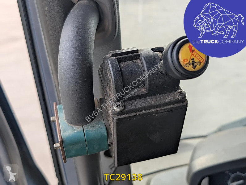 Renault C 440 tractor unit