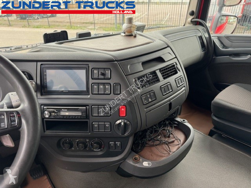 DAF 440 SUPERSPACECAB tractor unit