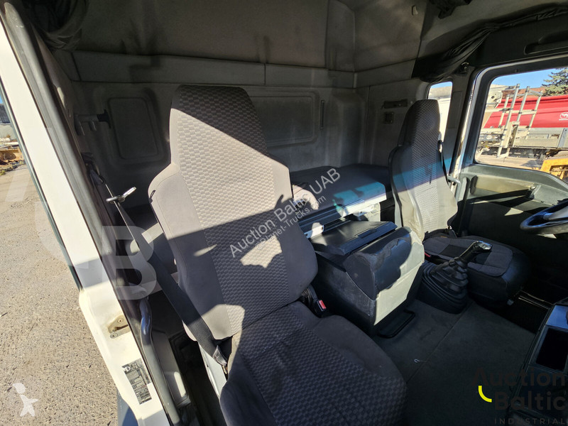 MAN 18.430 tractor unit