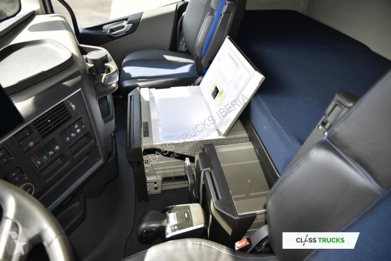 Traktor Volvo FH 460 AERO Globetrotter XL ACC...