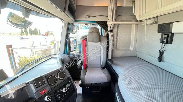 Renault 480 T4X2 E6 tractor unit