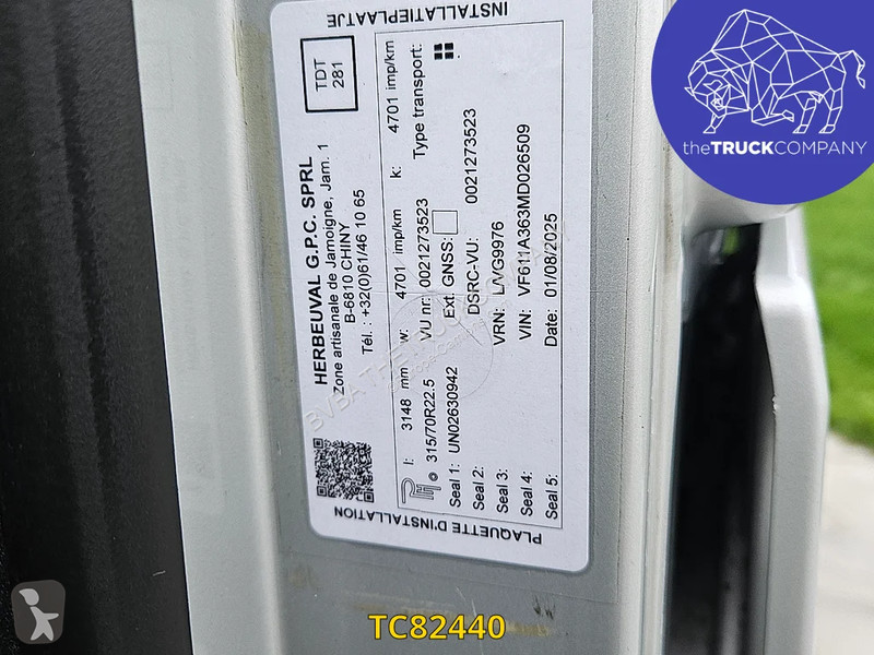Renault T 440 tractor unit
