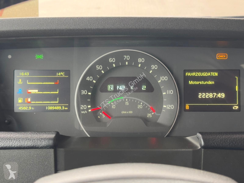 Tahač Volvo 4x2 BL ACC Hydraulik Retarder