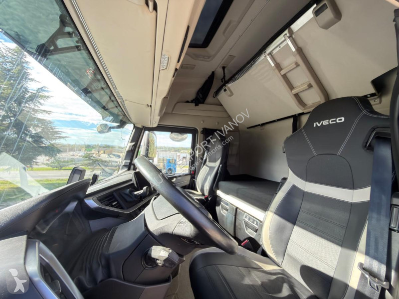 Iveco 580 tractor unit