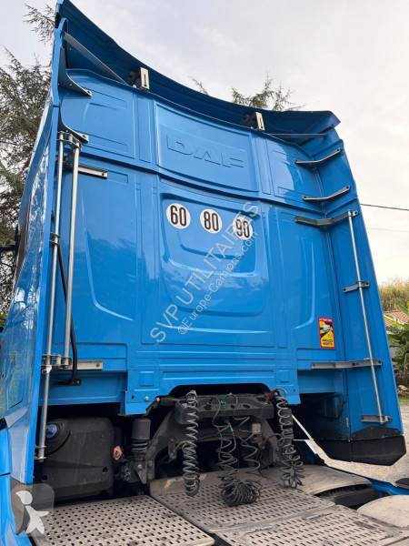 Tratores DAF 530