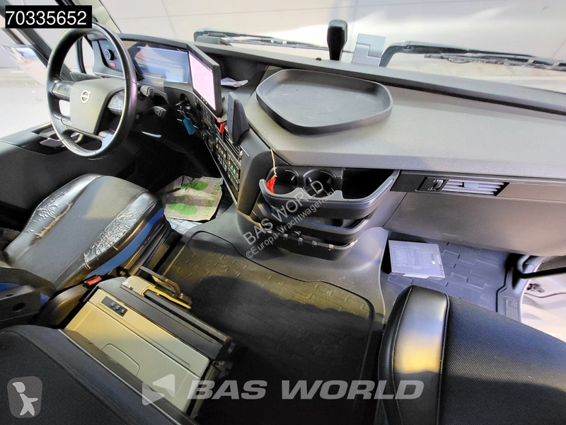 Cabeza tractora Volvo 500  4X2 XL Retarder 2x...