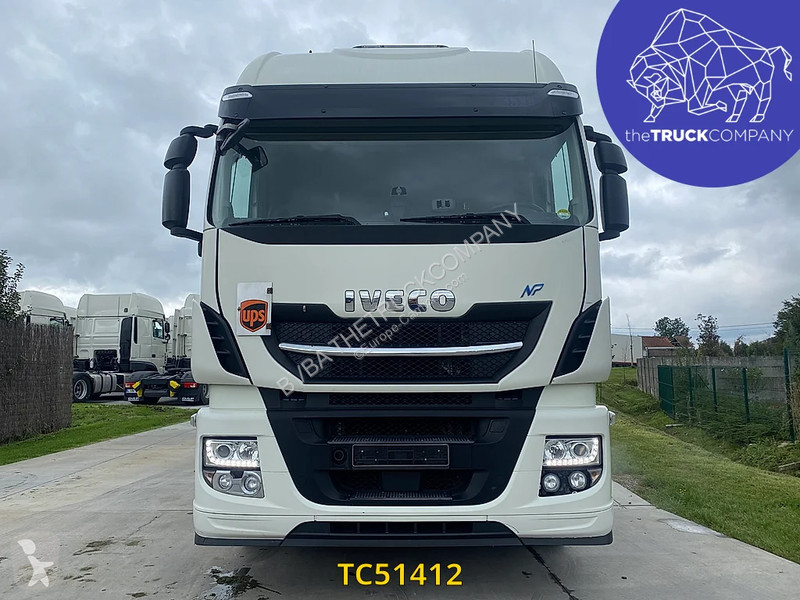 Traktor Iveco 440 S40