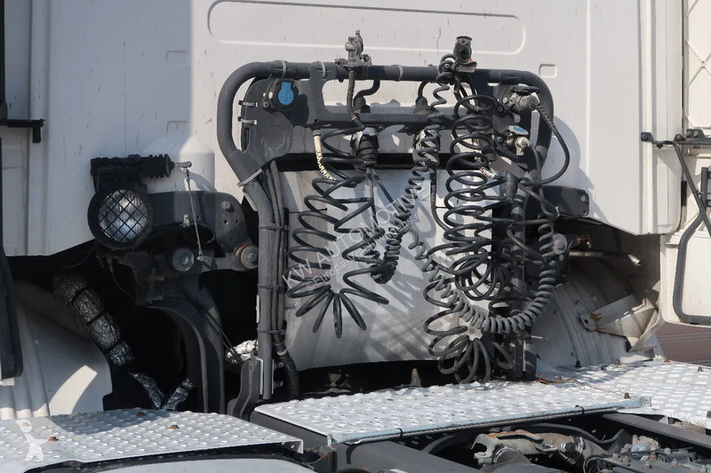 Traktor Scania R520 V8 RETARDER/ DIFF OCK/ PARK...