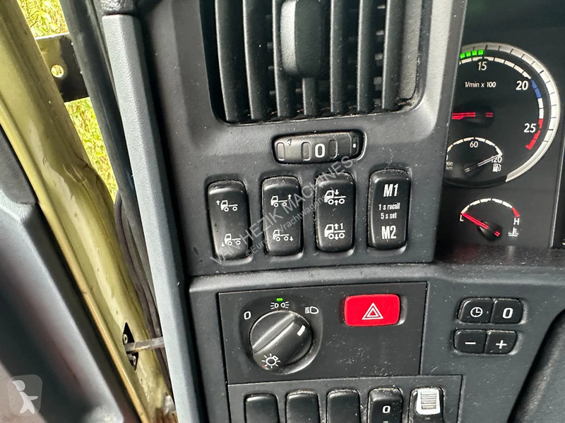 Traktor Scania 580 V8 Full air-retarder-6x2-eur0 6