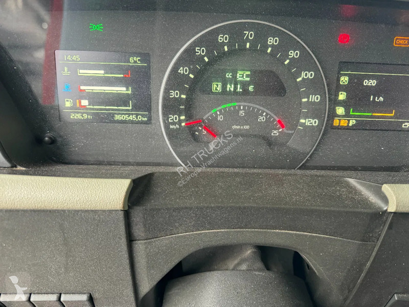 Traktor Volvo 500 8X4 - EURO 6 + HIAB 622 EP-6...