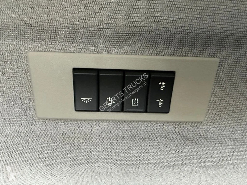 Tahač Volvo 500 6X4 TREKKER/TRACTOR/SZM EURO 6...