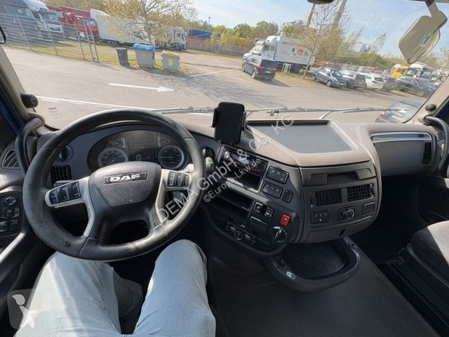 Traktor DAF 480...