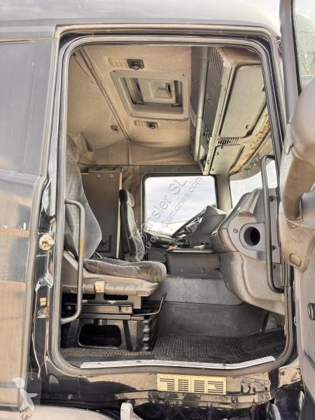 Trekker Scania 124LA 4X2 NA 420