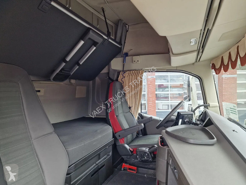 Traktor Volvo 13540 Globetrotter 4x2 - Custom...