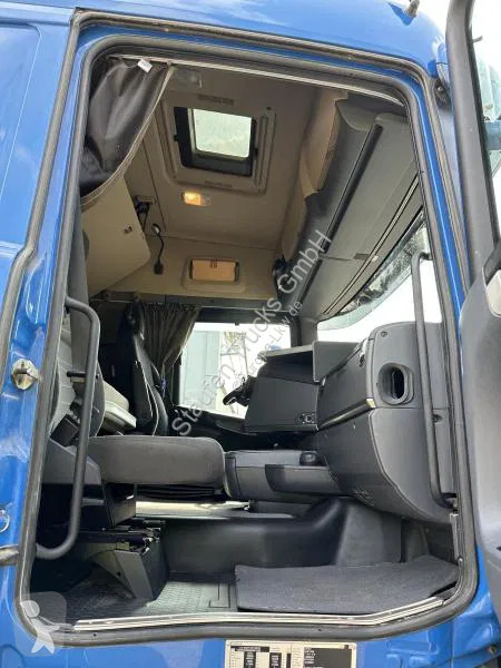 Traktor Scania R490 Highline Standard Intarder...