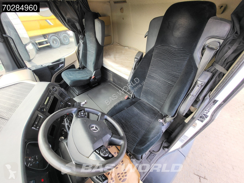 Tractor Mercedes 1845 4X2 ClassicSpace Retarder...