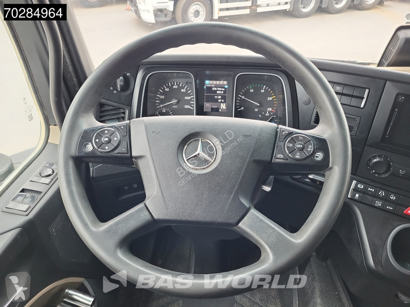 Tractor Mercedes 1845 4X2 ClassicSpace Retarder...