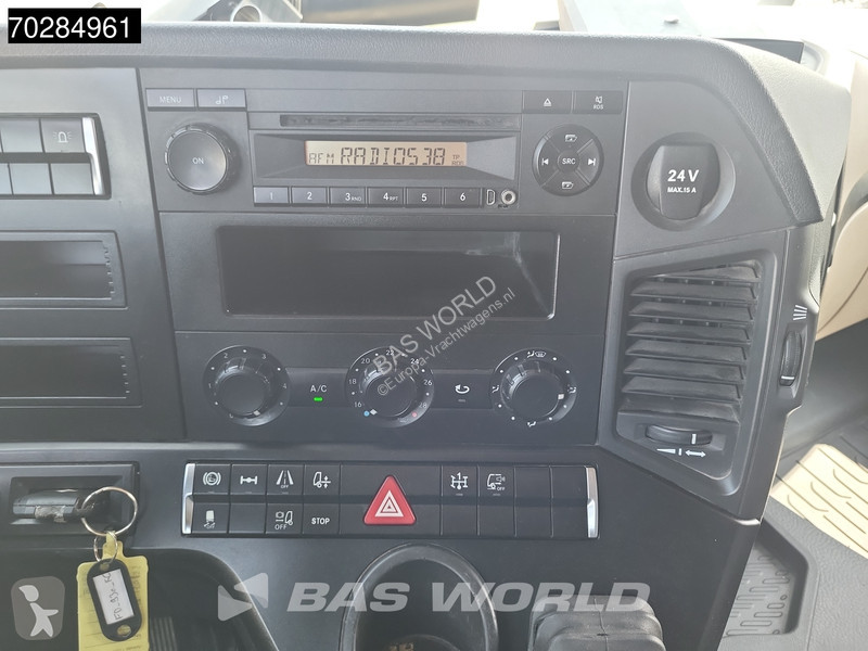 Traktor Mercedes 1845 4X2 ClassisSpace PTO...