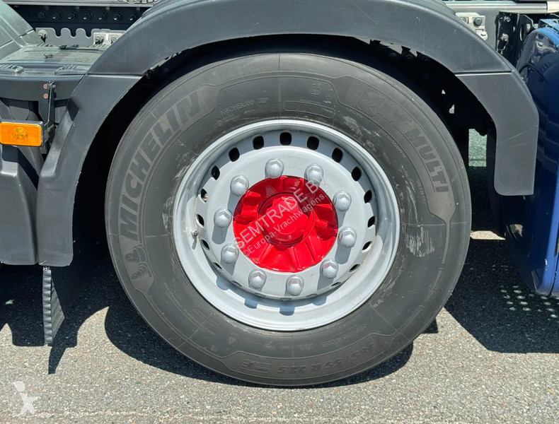 Traktor Volvo FH 500 6X2 GLOBETROTTER 2x TANKS...