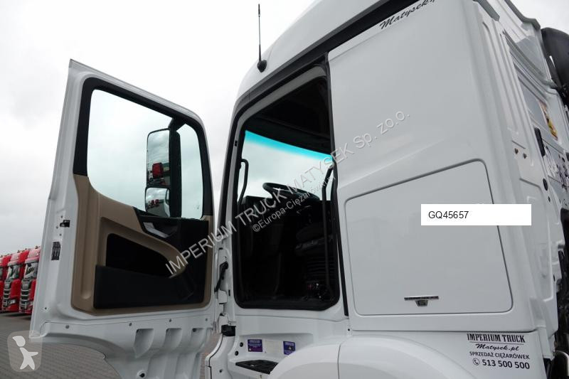 Tractor Mercedes ACTROS 1843