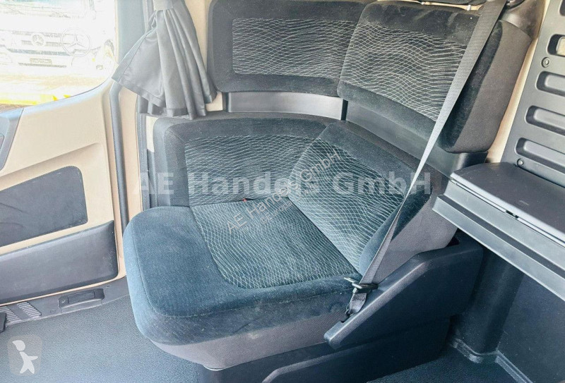 Traktor Mercedes 1853