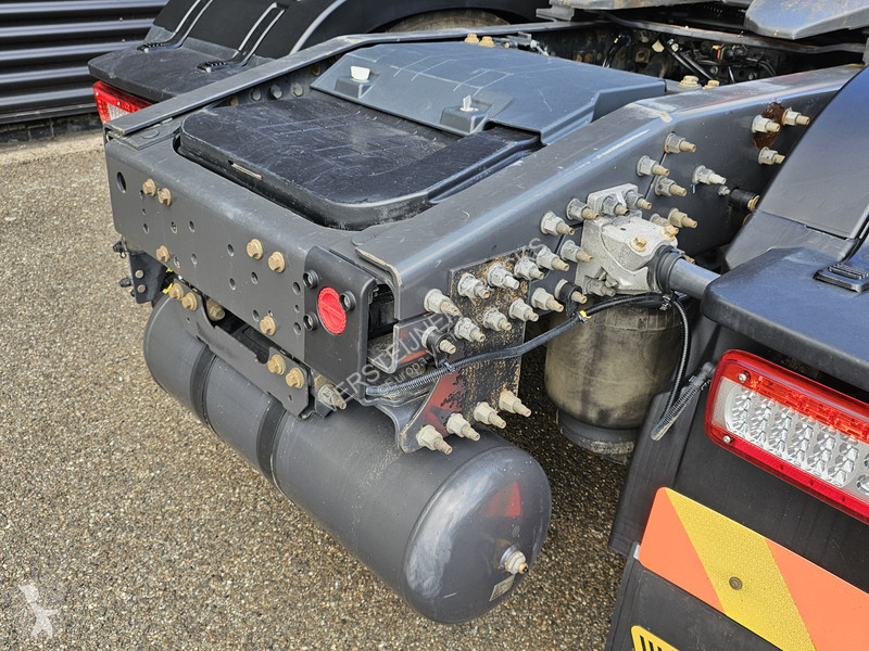 Trekker Volvo 500 6x2/4 / LIFT - STEERING /...