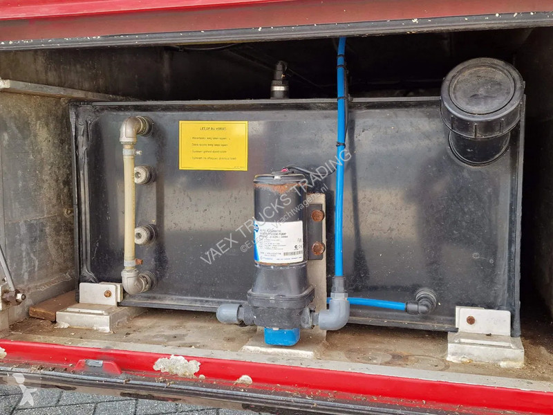 Vrachtwagencombinatie Scania + 3 deck livestock...