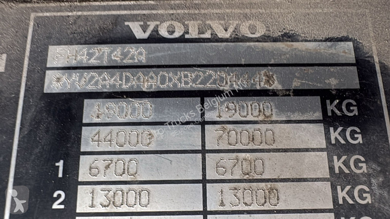 Traktor Volvo 12420 (BOITE MANUELLE / MANUAL...