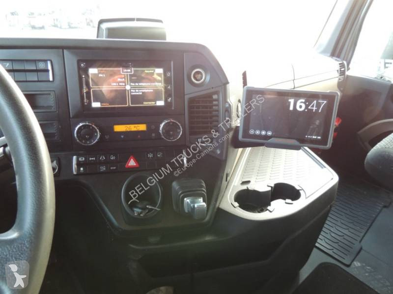 Traktor Mercedes