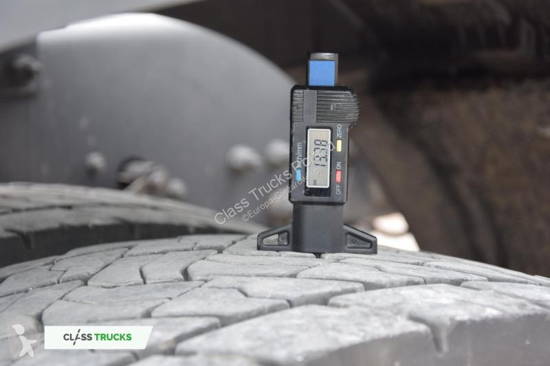 Traktor Volvo 500 Globetrotter XL