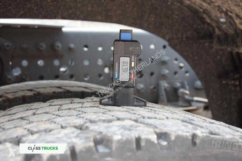 Traktor Mercedes 5 1845 BigSpace
