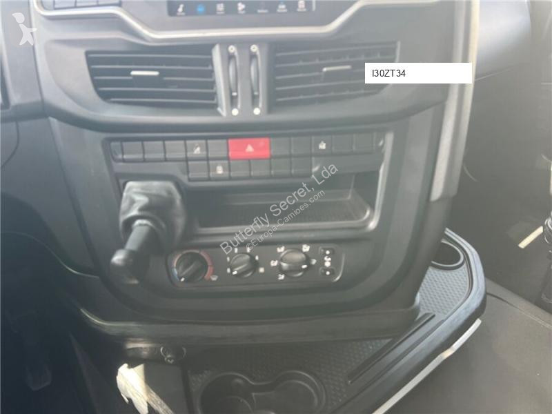 جرار Iveco S-WAY 460
