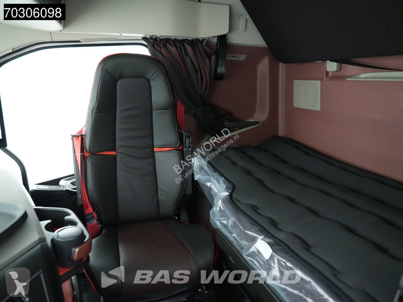 Trattore Stradale Volvo 780 4X2 NEW! XL...
