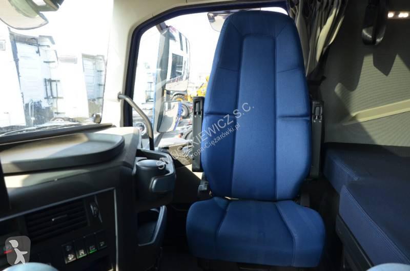 Cap tractor Volvo