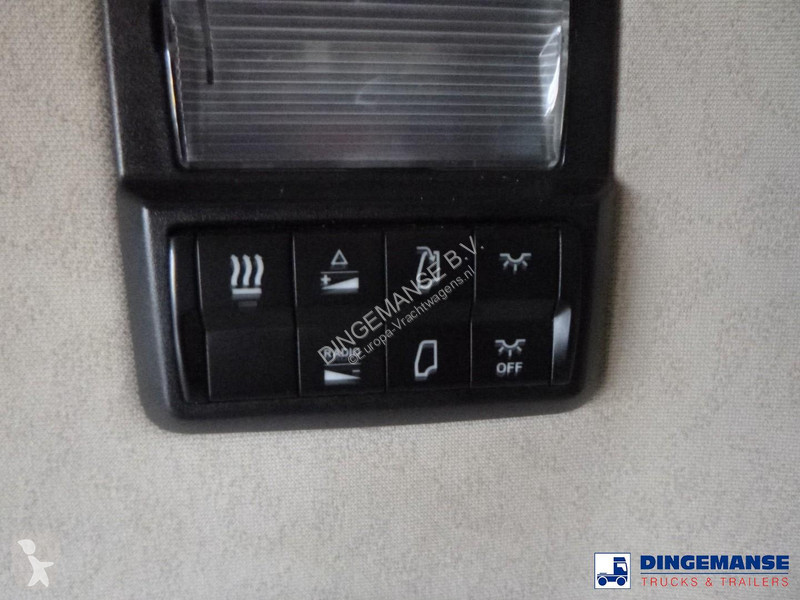 جرار Mercedes 1843 4x2 Euro 6