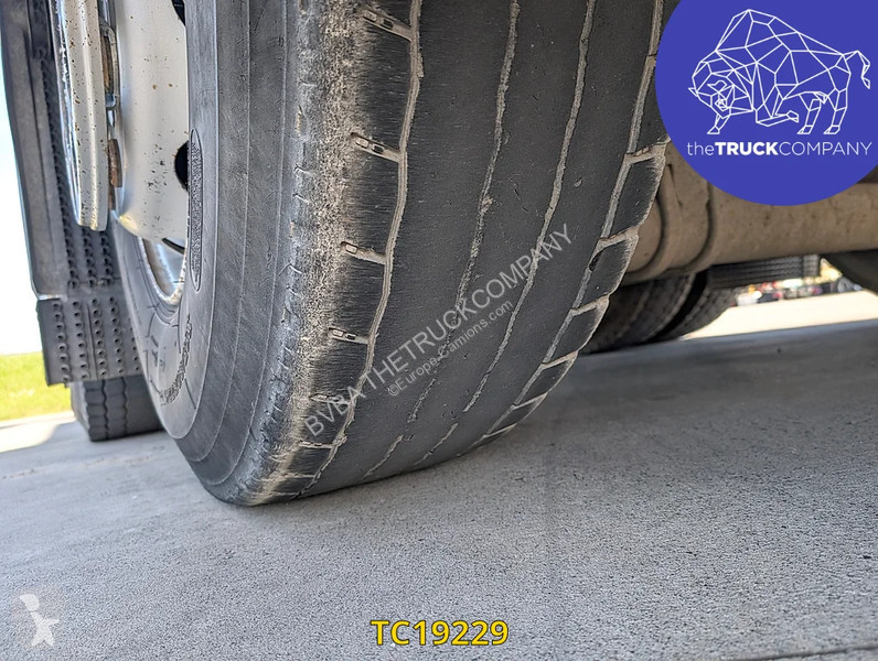 جرار Mercedes 2646