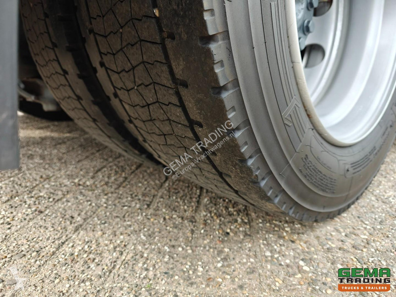 جرار Mercedes 1845 4x2 Bigspace Euro6 - MEGA -...
